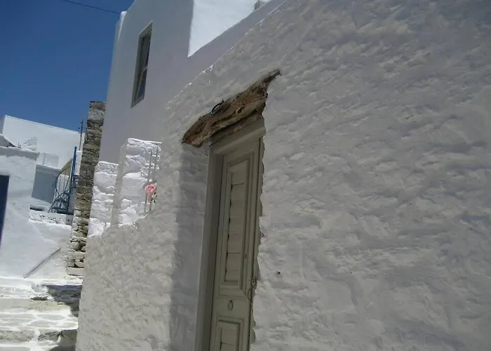 Chora House, By Homes Amorgos