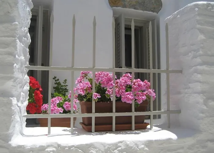 Chora House, By Homes *