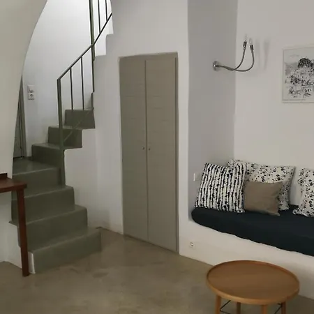 Chora House, By Homes
