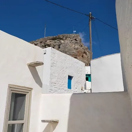 别墅 Chora Elegant Traditional House